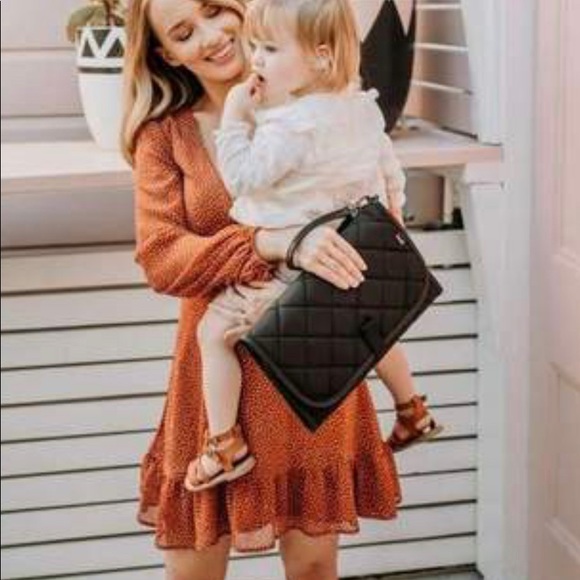 Diaper Clutch - Black - Picture 6 of 8